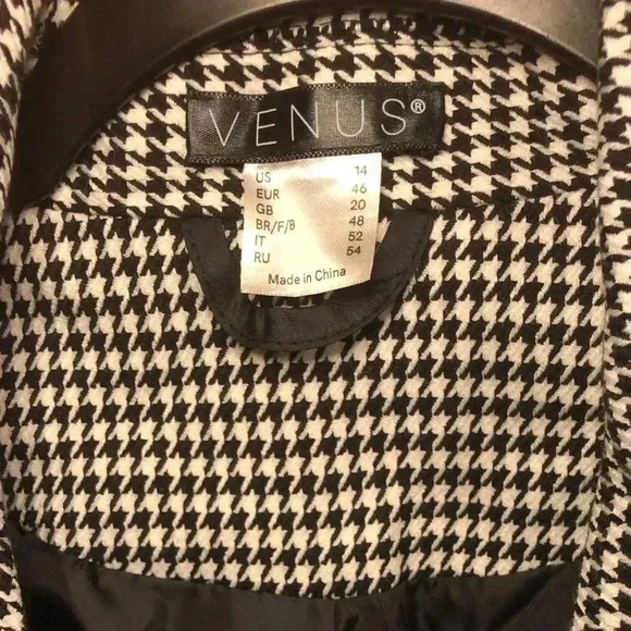 Women’s Crop Blazer - Picture 7 of 16